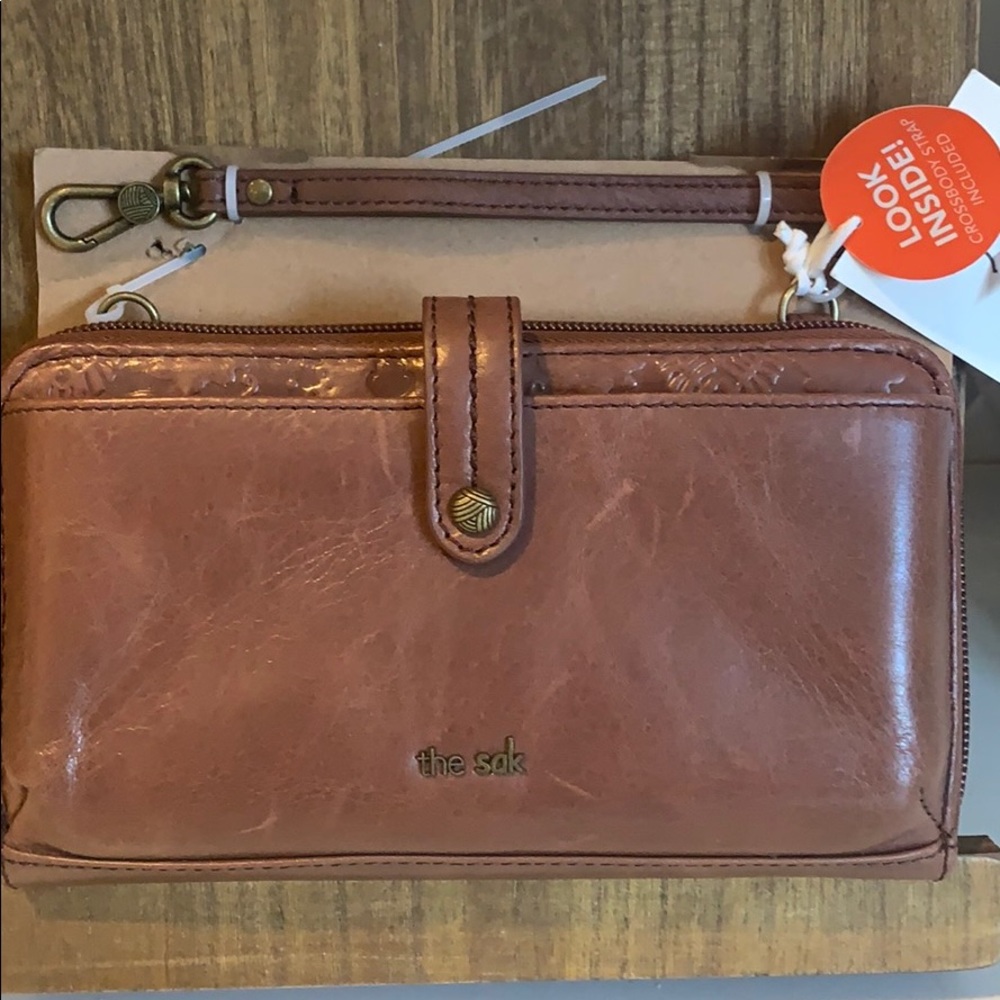 Crossbody/wristlet/ wallet